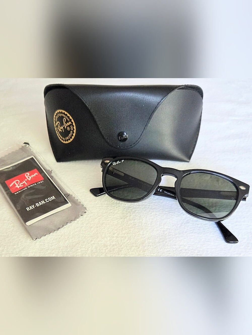 Ray Ban RB 4140 601/58 Polarized Lens Wayfarer Black Frame  Sunglasses rb4140